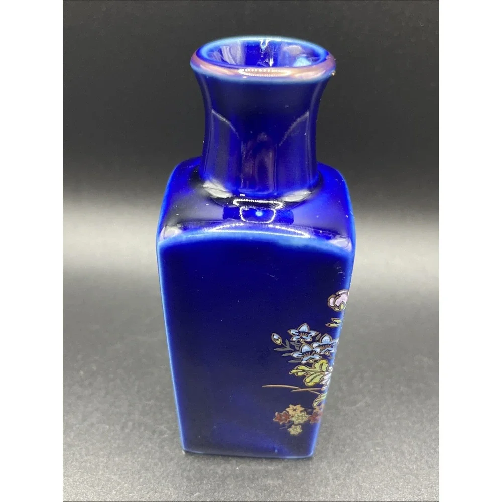 Vintage Small Cobalt Bud Vase - Made in Japan - Hand Painted Kutani‎ Porcelain